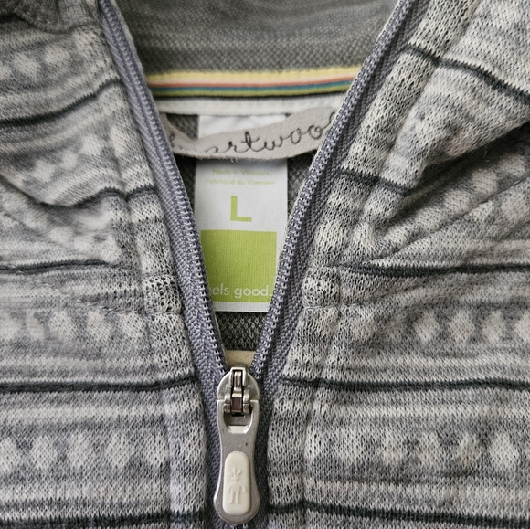 Smartwool pullover/hoodie - Picture 3 of 5